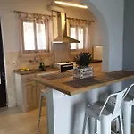 George's Sea View * Mesongí