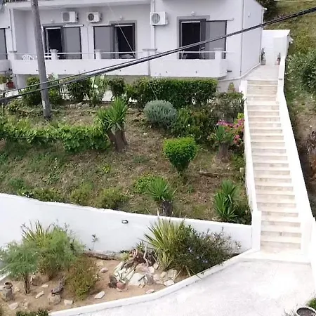 George's Sea View