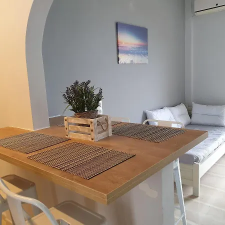 George's Sea View Apartment *