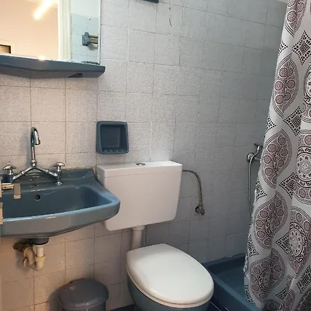 George's Sea View Apartment