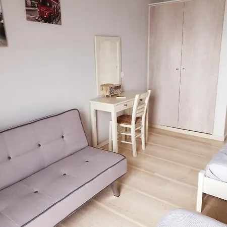 Apartament George's Sea View Mesongí